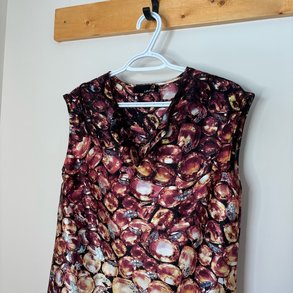 #178 Laura Geode Tone Blouse